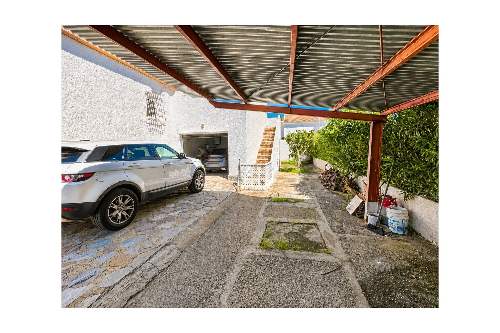 Villa unifamiliar con piscina privada en Torrevieja, 5 dormitorios