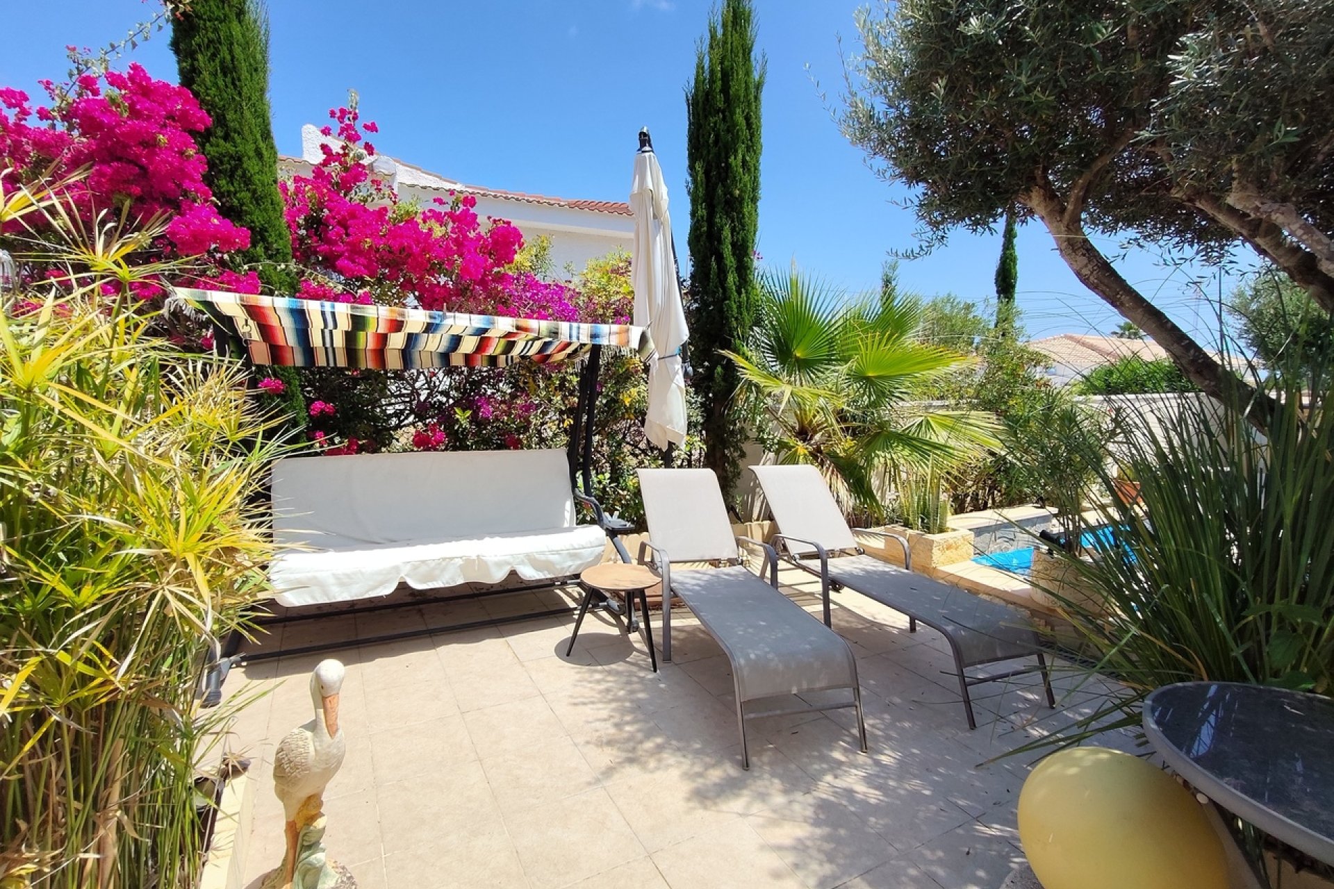 Villa unifamiliar en Ciudad Quesada con piscina privada y vistas al mar