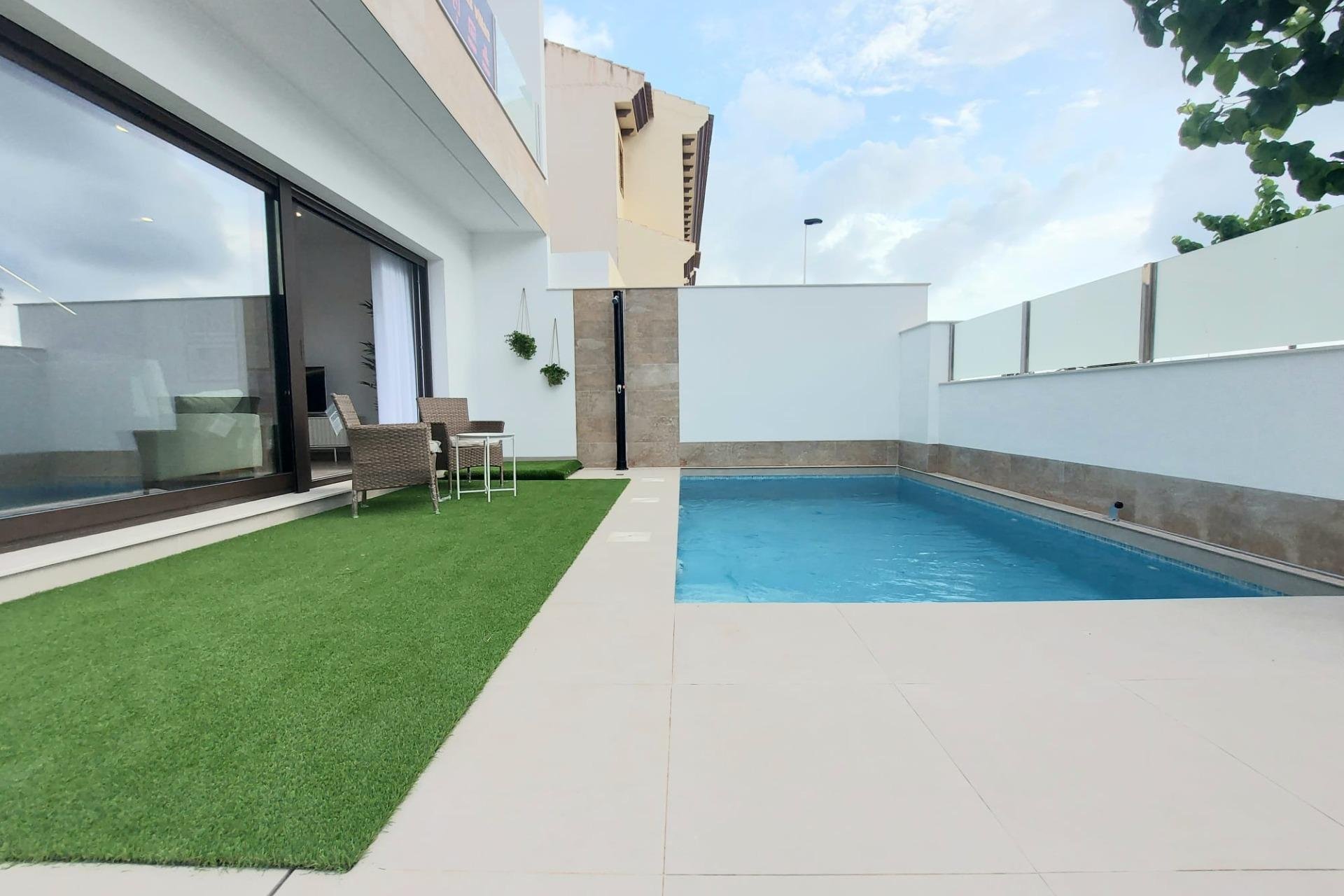 Villas de Nueva Construcción en San Pedro del Pinatar