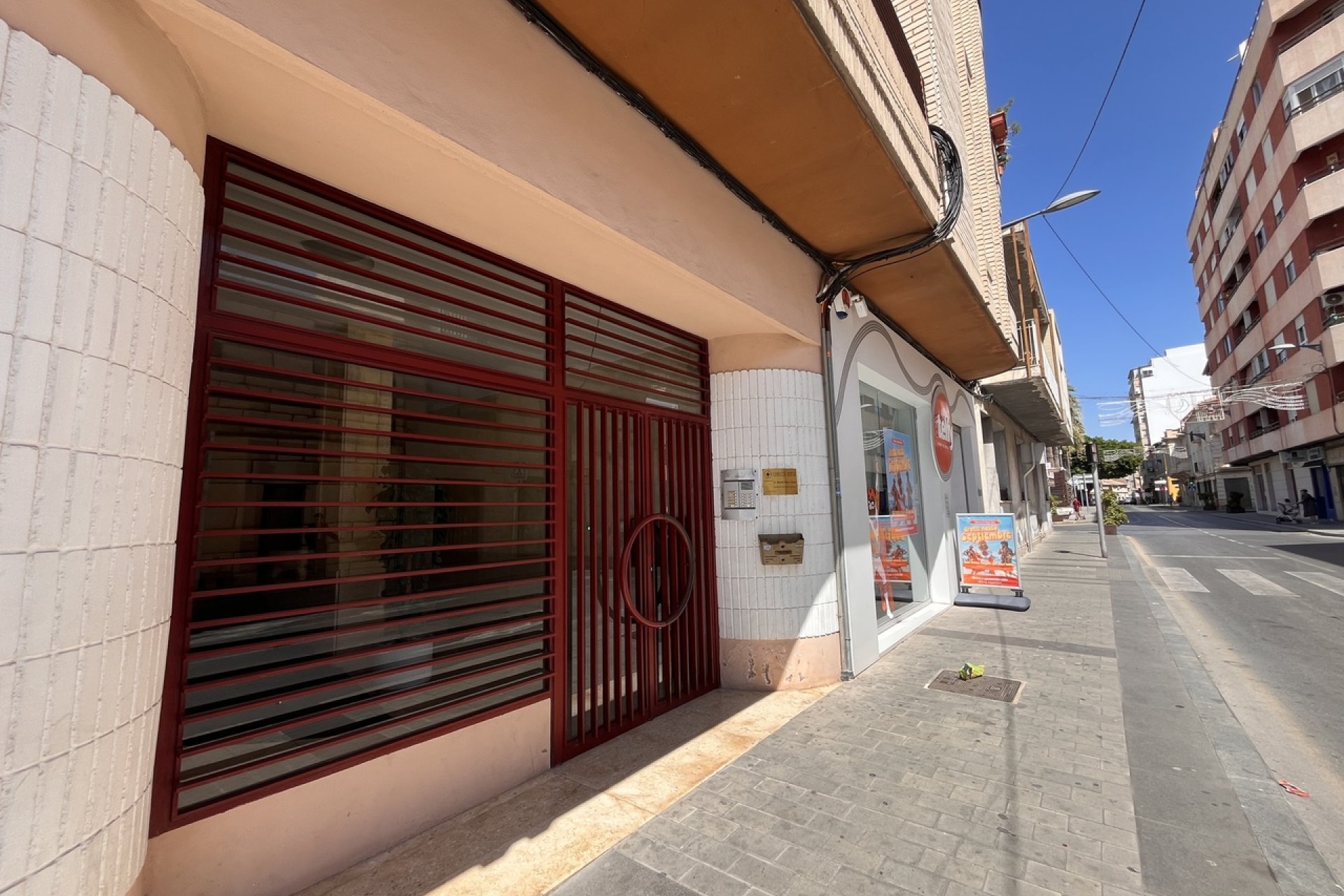 Volledig gerenoveerd 4-slaapkamer appartement Almoradí