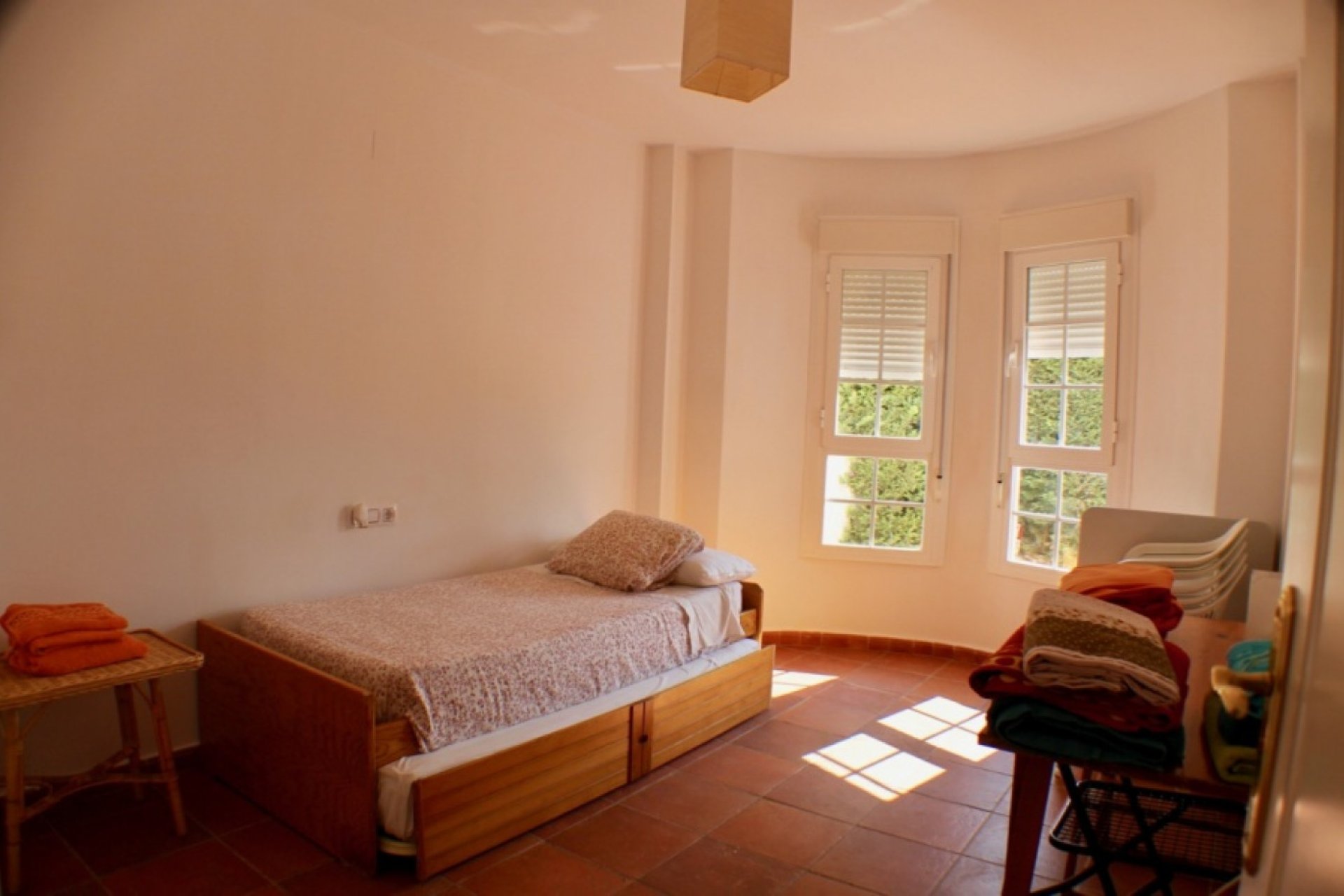 Vrijstaand chalet met privézwembad nabij Paradise Beach in Villajoyosa