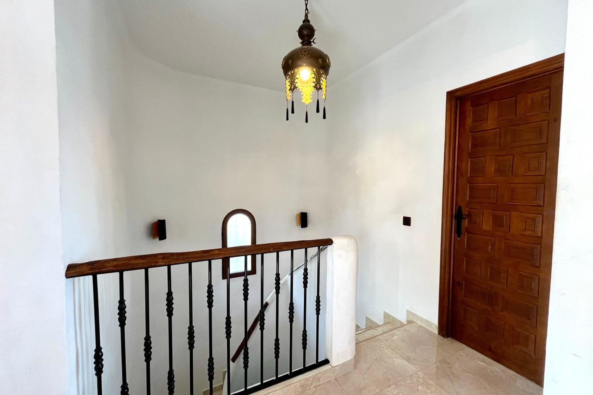 Vrijstaande villa in Villamartín met zwembad, golfzicht en 4 slaapkamers