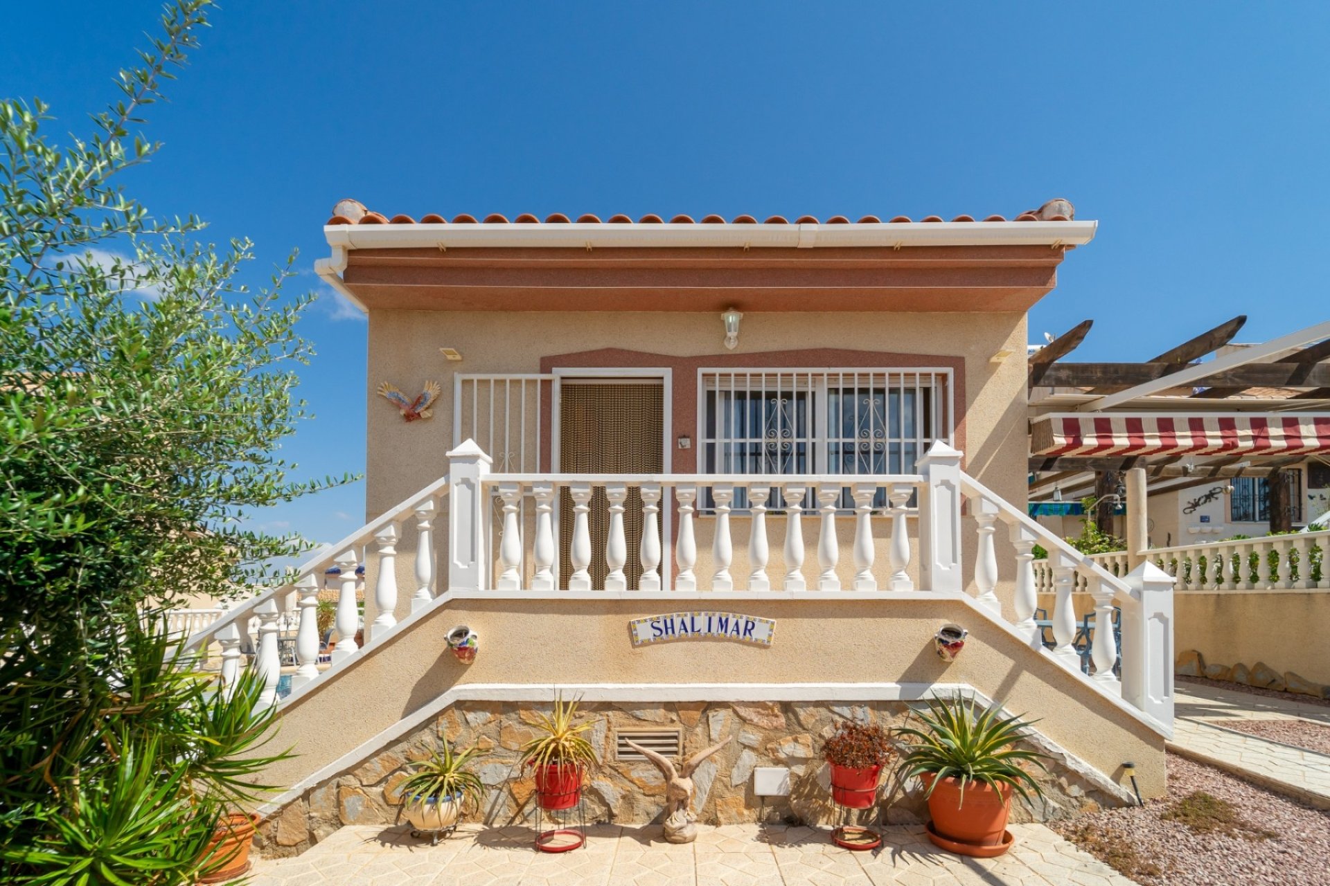 Vrijstaande villa met privé zwembad en 3 slaapkamers in Rojales, Costa Blanca