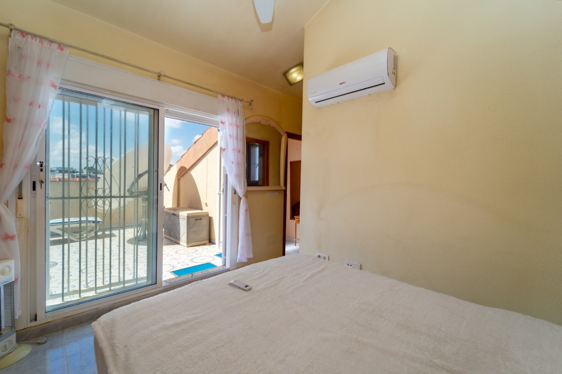 Vrijstaande villa met privé zwembad en 3 slaapkamers in Rojales, Costa Blanca