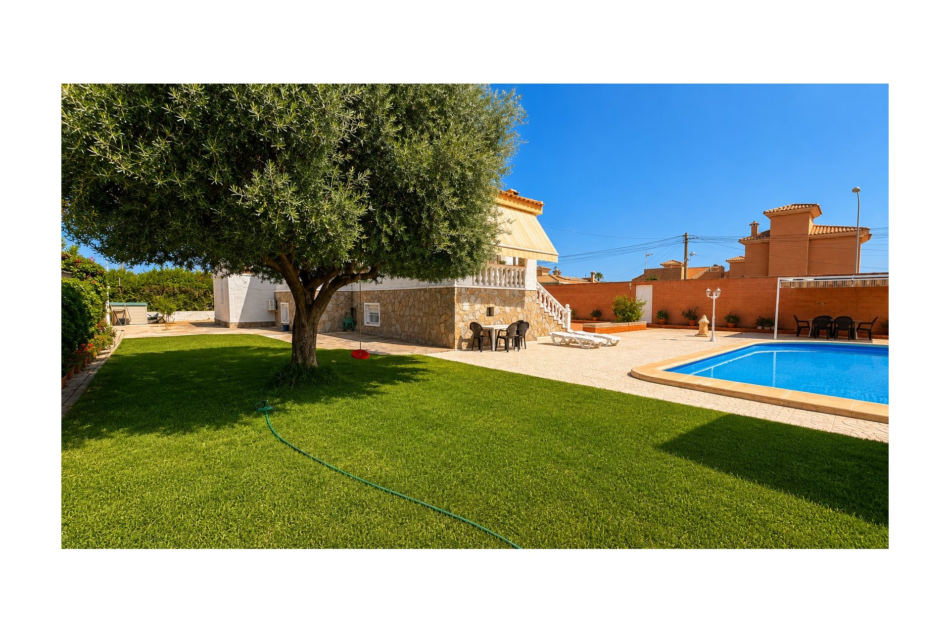 Vrijstaande villa met privézwembad Torrevieja 5 slaapkamers
