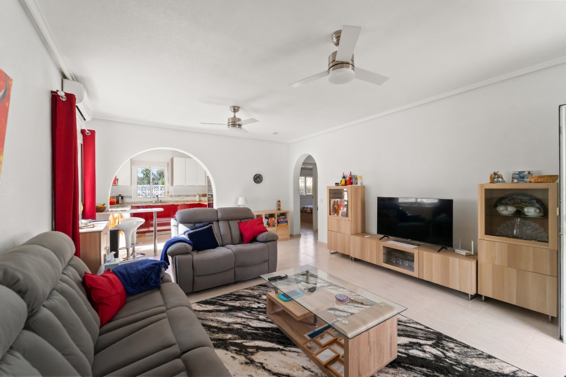 Vrijstaande woning met tuin en gemeenschappelijk zwembad in Monteazul, Benijófar