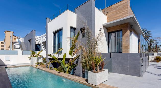 Villa's in La Mata met zeezicht