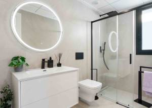 Luxe villa met privézwembad en solarium in Rojales nabij golf en zee