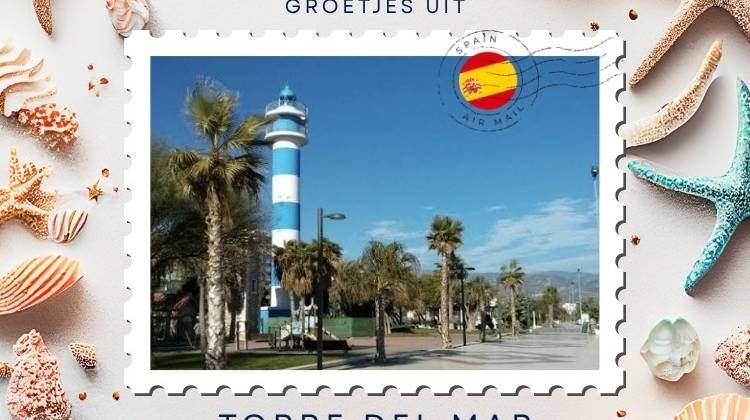 Saludos desde Torre del Mar: playa, historia y vida mediterránea