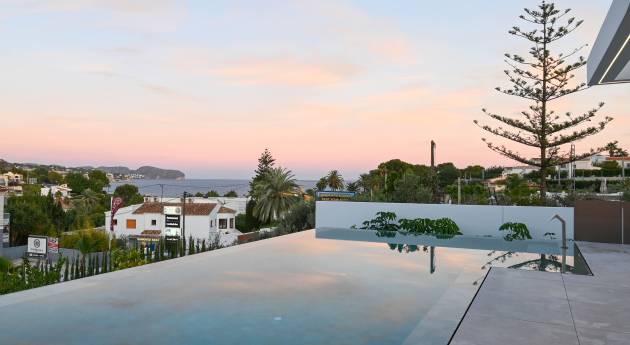 Exclusive villa in Benisa with sea views