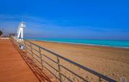 Playa de la Mata con bandera azul