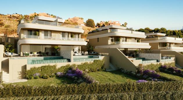 Exclusieve Geschakelde Woningen in Marbella met Uitzicht op Zee