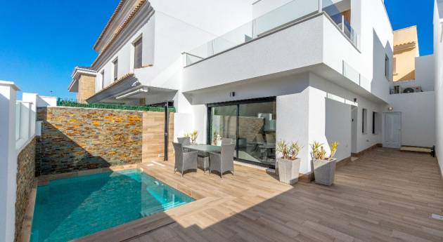 Townhouses in San Pedro del Pinatar with Private Pool