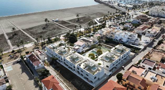 Exclusivas viviendas en Vera: primera línea y vistas