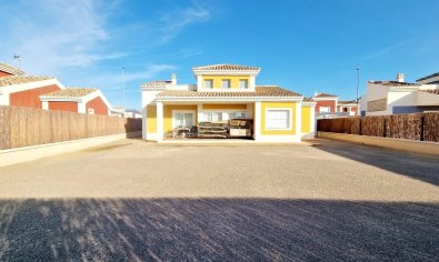 Nieuwbouw Woningen - Villa -
Lorca - Purias