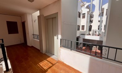 Bestaande bouw - Appartement -
Villamartín - Villamartin