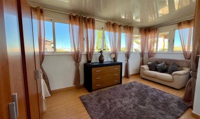 Resale - Villa -
La Zenia