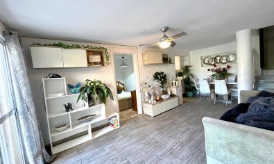 Resale - Villa -
La Zenia