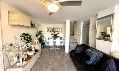 Resale - Villa -
La Zenia