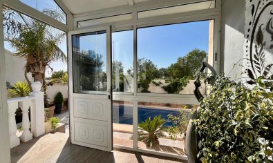 Resale - Villa -
La Zenia
