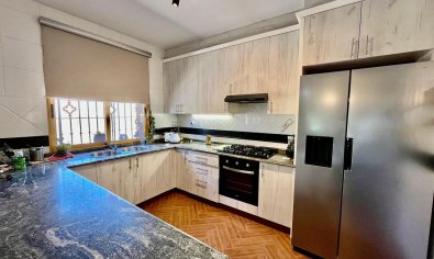 Resale - Finca -
Fortuna