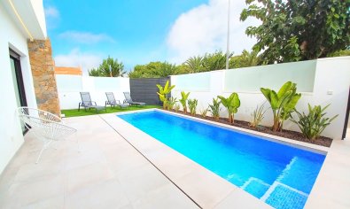 Reventa - Villa -
Pilar de la Horadada