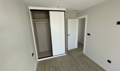 Resale - Apartment -
Pilar de la Horadada