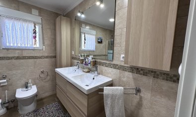 Bestaande bouw - Villa -
Elche