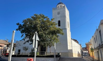 Resale - Land -
Benijofar