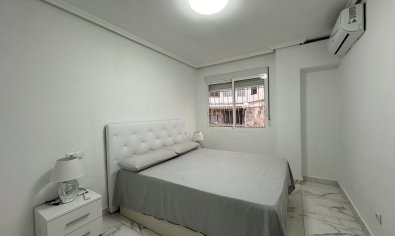 Resale - Apartment -
Torrevieja