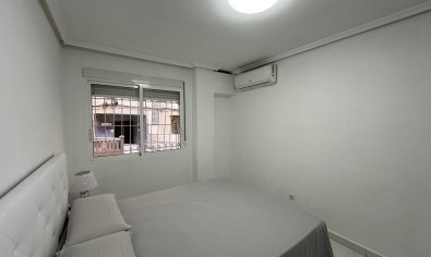 Resale - Apartment -
Torrevieja