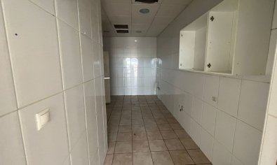 Resale - Commercial -
Quesada