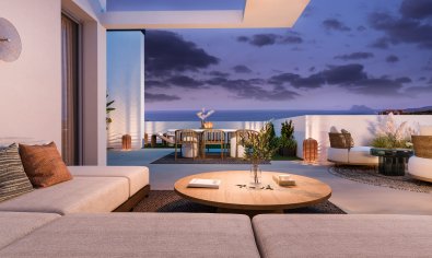Luxury 3-bedroom apartment with sea views and communal pool in Alcorrin