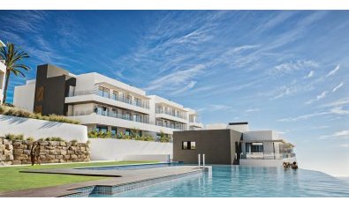 Luxury 3-bedroom apartment with sea views and communal pool in Alcorrin