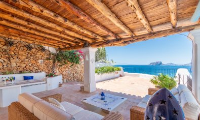 Bestaande bouw - Villa -
Moraira - El Portet