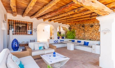 Luxe villa met 5 slaapkamers en privézwembad in Moraira