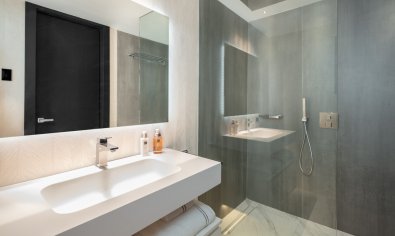 New Build - Apartment -
Marbella