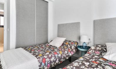Obra nueva - Bungalow -
Torrevieja