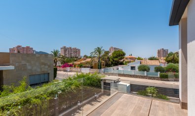 Nieuwbouw Woningen - Villa -
Playa Paraiso