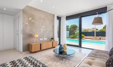 Nieuwbouw Woningen - Villa -
Playa Paraiso