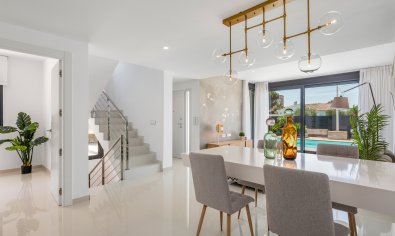 Nieuwbouw Woningen - Villa -
Playa Paraiso