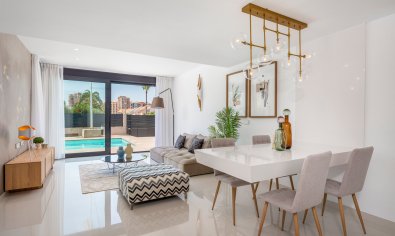 Nieuwbouw Woningen - Villa -
Playa Paraiso