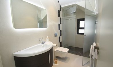 Nieuwbouw Woningen - Villa -
San Miguel de Salinas