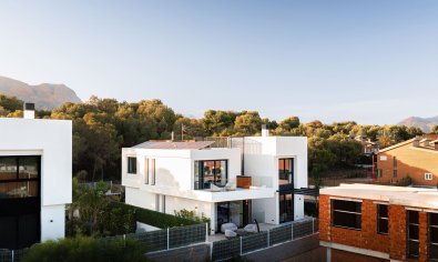 Nieuwbouw Woningen - Villa -
La Nucía