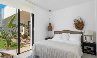 Obra nueva - Villa -
Islas Menores