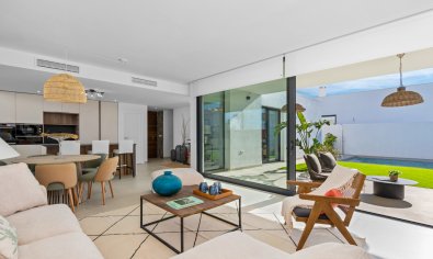 Obra nueva - Villa -
Islas Menores
