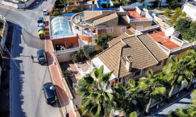 Resale - Villa -
Torrevieja - Los Balcones