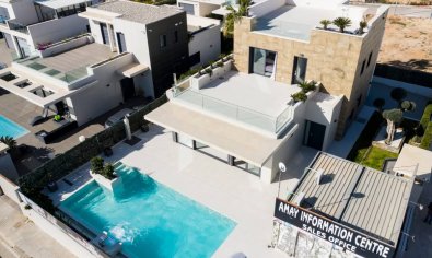 Nieuwbouw Woningen - Villa -
Orihuela Costa