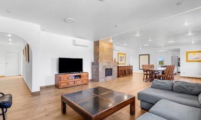 Bestaande bouw - Villa -
Los Montesinos