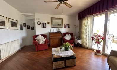 Resale - Villa -
Dehesa De Campoamor - Las Ramblas